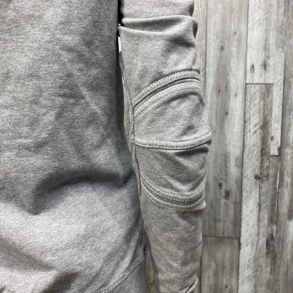 ⭐️Lululemon Live Simply Jacket [7055] - Picture 4 of 11